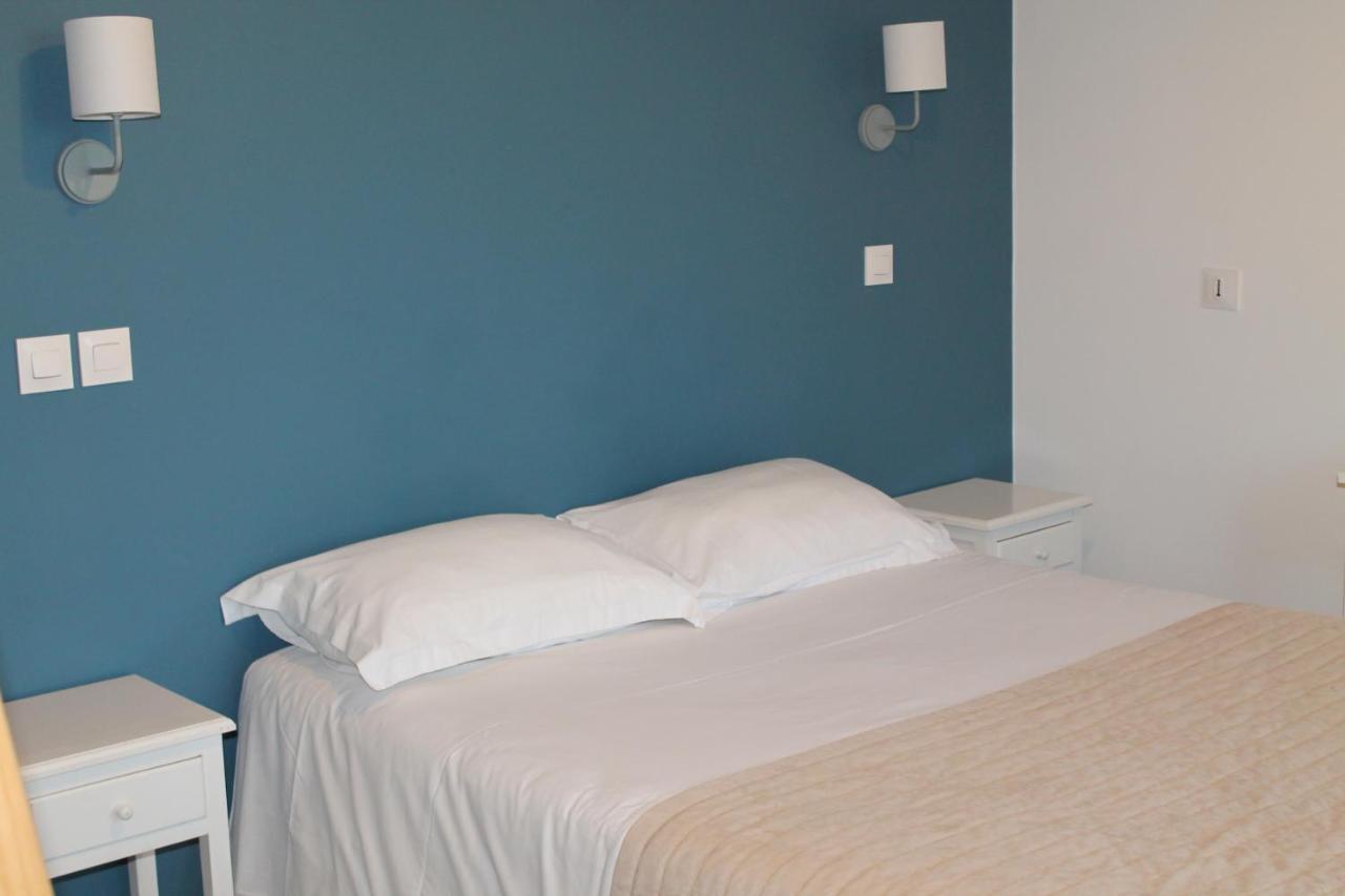 Hotel Moderne Gisors Bagian luar foto