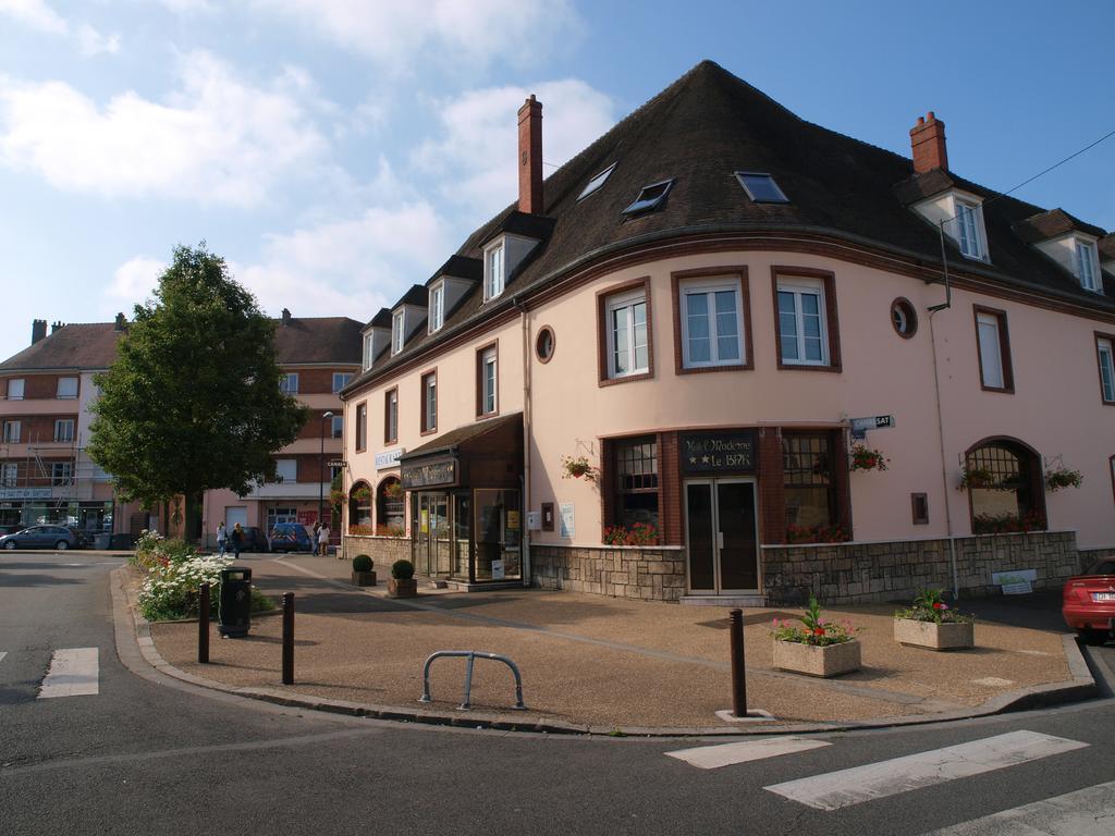Hotel Moderne Gisors Bagian luar foto