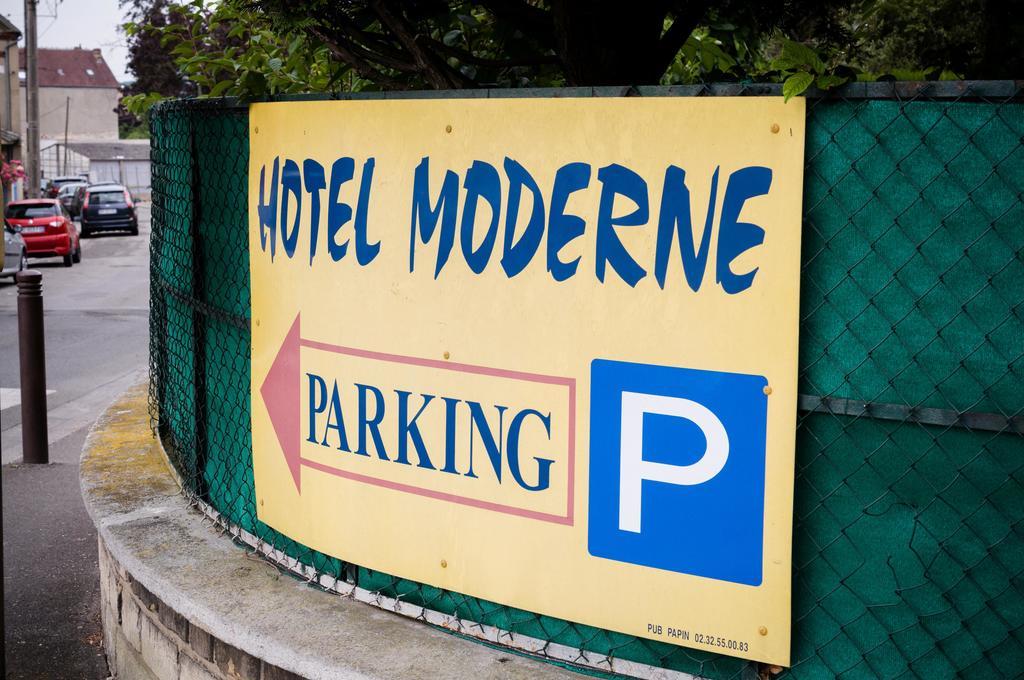 Hotel Moderne Gisors Bagian luar foto